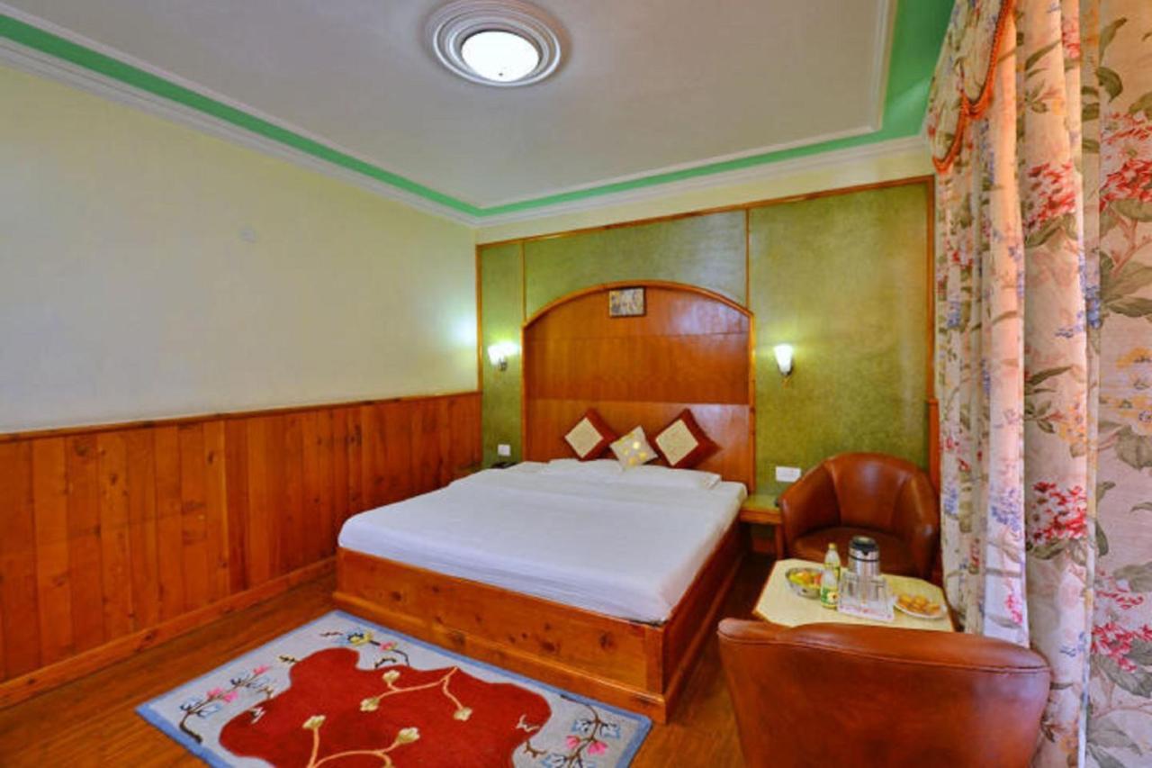Hotel Jupiter Manāli Extérieur photo